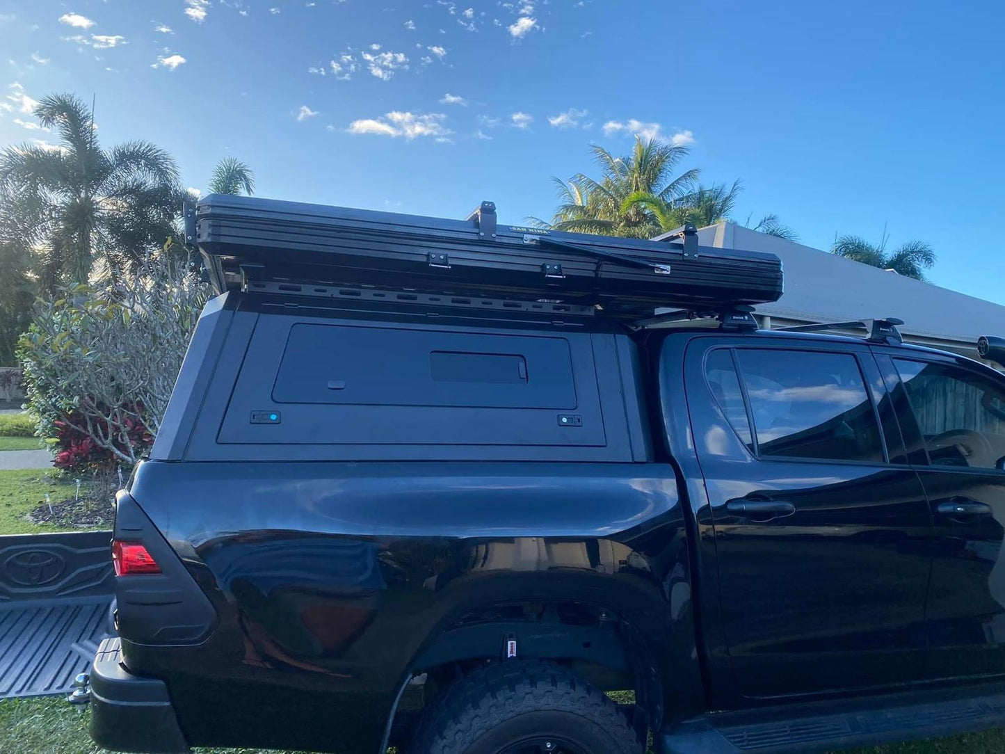 GRG Aluminium Canopy For Toyota Hilux, N70, J-Deck, 2005-15 Dual Cab 4 Sided Window Toughened Glass