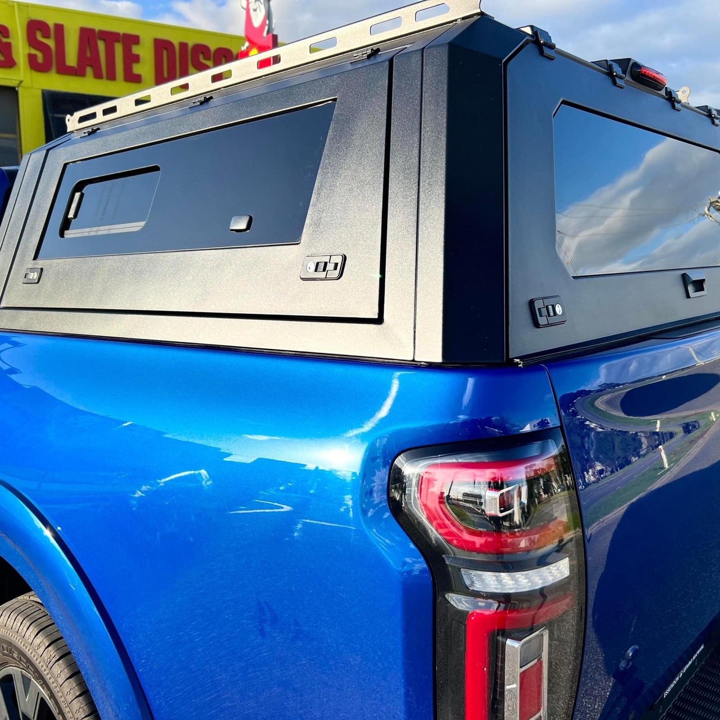 GRG Aluminium Canopy For Mazda BT50 2012-08/2020 Dual Cab 4 Sided Windows Toughened Glass
