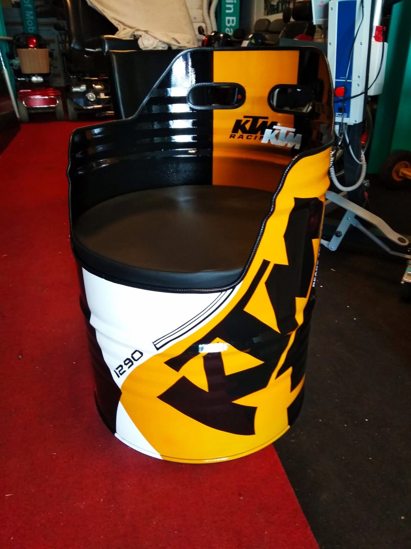 Oil Drum Furniture Custom 5pc Set. 4 Chairs 1 Table.